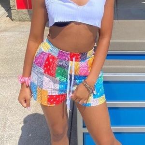 Multicolored bandana shorts